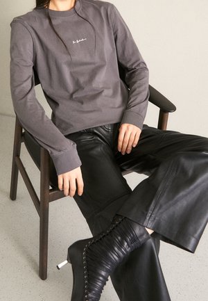 Bluzka z długim rękawem