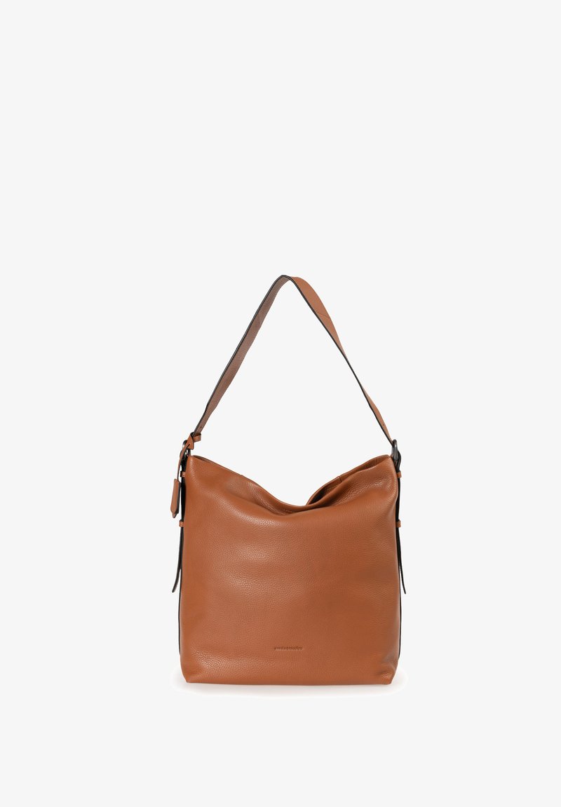 Borsa a tracolla in pelle beige con una forma morbida e floscia, caratterizzata da una sola tracolla e un sottile bordo nero. Texture liscia con un design minimalista.