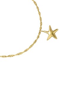 Zelta vītņota kaklarota ar zvaigžņu zivi piekariņu. Kaklarota ir izstrādāta ar gludu zvaigžņu akcentu, uzsverot tās jūras iedvesmoto dizainu.