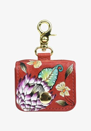 Roodleren sleutelhanger zakje met kleurrijke bloemenontwerpen, een gouden drukknoopsluiting en een gouden haak voor eenvoudige bevestiging.