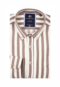 Gestreepte button-up shirt in wit en bruin, met een verspreide kraag, kleine knopen en een zorglabel bij de nek. Casual ontwerp.