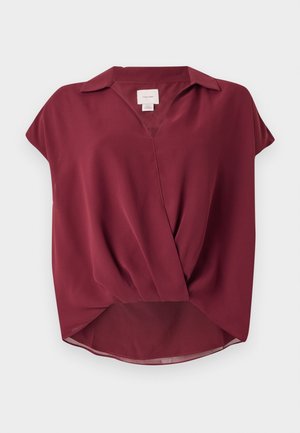 Burgundy lühikese varruka pluus, millel on kraega kaelus, V-kaelus ja keerdunud esiosas disain. Pehme kangas, millel on veidi läbipaistev viimistlus.