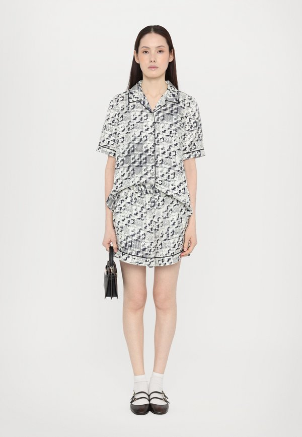 PRINTED CAMP SHIRT - Button-down blouse - new ivory2