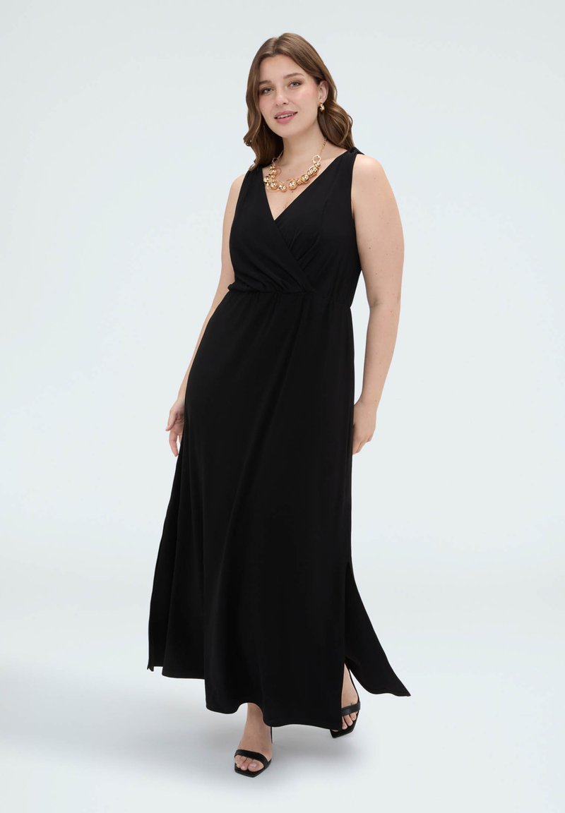 abito nero abito lungo per donne curvy