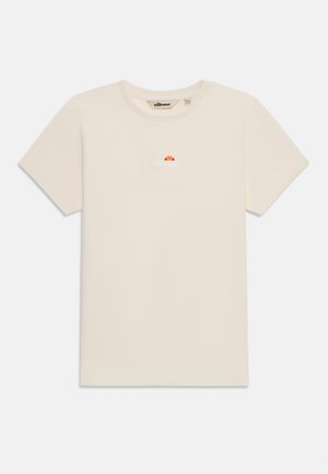 Rövid ujjú, kerek nyakú póló törtfehér pamutból, minimalista logóval, piros és narancssárga részlettel a mellrészen.