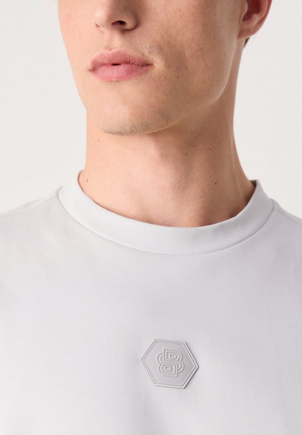 FUTURE - Sweatshirt3