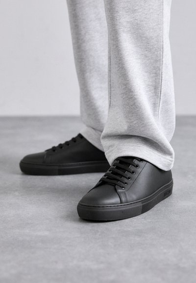 MOSCHINO UOMO - Trainers - nero/rosso