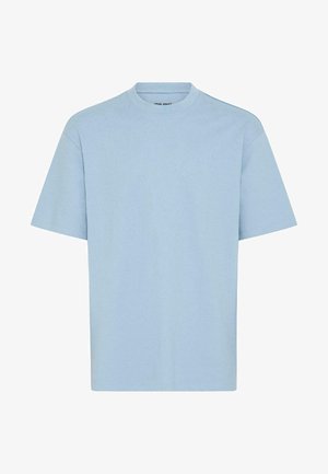 Ανοιχτό μπλε μπλουζάκι με κοντά μανίκια και λαιμόκοψη τύπου crew, με άνετη εφαρμογή και χωρίς ορατά λογότυπα ή σχέδια.