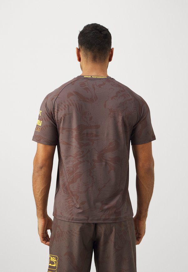 UFC FIGHT WEEK MENS - Sports T-shirt3