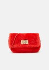 SOFT MINI CROSSBODY - Axelremsväska - spritz