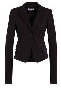 Svart kavaj i ett mjukt tyg, med en figursydd design, två framfickor och två knappar. Långa ärmar och slag. 