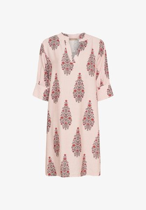 Lyserød tunika med lodrette hvide striber, prydet med detaljerede blomsterdesigns i brun og rød. V-hals og trekvartærmer.