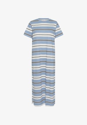 Gestreepte t-shirt jurk in lichtblauw met witte en zwarte horizontale lijnen. Korte mouwen, ronde hals en zijsplitten voor een gemakkelijke beweging.