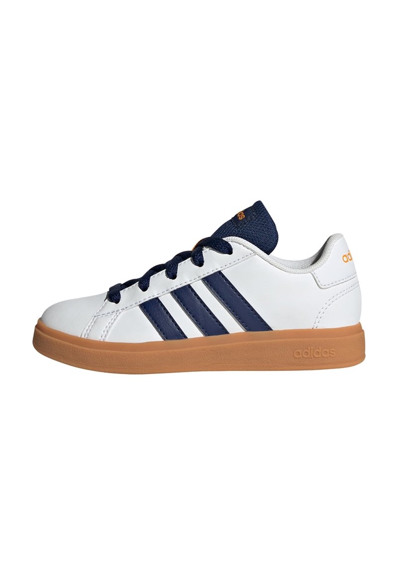 adidas Sportswear GRAND COURT 2.0 - Training shoe - cloud white dark blue gum