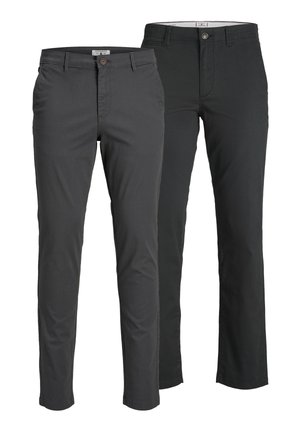 Twee paar heren slim-fit broeken, één donkergrijs en één zwart, vooraanzicht met zichtbare knoop en riemlussen.