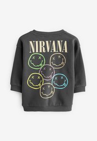 Schwarzer Pullover mit der Aufschrift "NIRVANA" in großen cremefarbenen Buchstaben und sechs bunten Smiley-Gesichtern in Neonfarben auf der Rückseite. Aus Baumwolle, mit gerippten Bündchen.