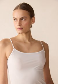 Thumbnail Image 8
