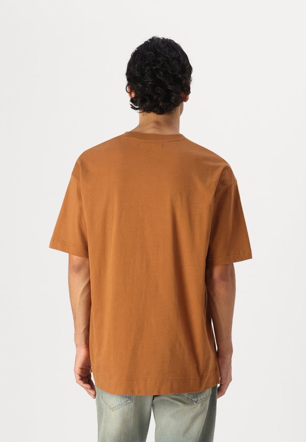 JOEL - Basic T-shirt3