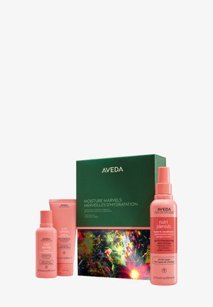 MOISTURE MARVELS: NUTRIPLENISH™ HYDRATING ESSENTIALS LIGHT - Hair Set