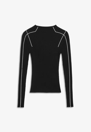 Zwarte geribbelde lange mouwen top met witte piping details langs de schouders en mouwen, ronde halslijn en aansluitende pasvorm.