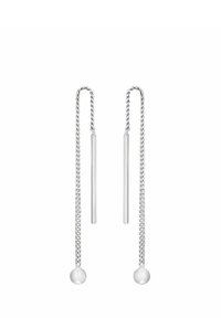 Pendientes colgantes de plata con diseño de cadena retorcida, barras rectas delgadas y acentos esféricos blancos en la parte inferior.