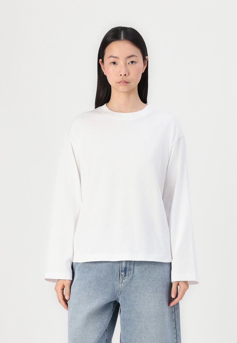 Gina Tricot BASIC LONG SLEEVE TEE - Long sleeved top - white