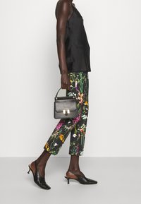 Marc Cain Bukser - multi-coloured