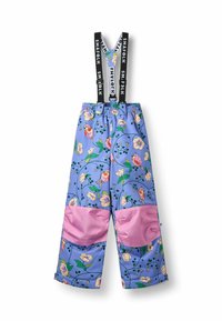 Blauwe waterdichte broek met een bloemen- en vogelsprint, voorzien van roze gewatteerde accenten op de knieën en verstelbare zwarte bretels.