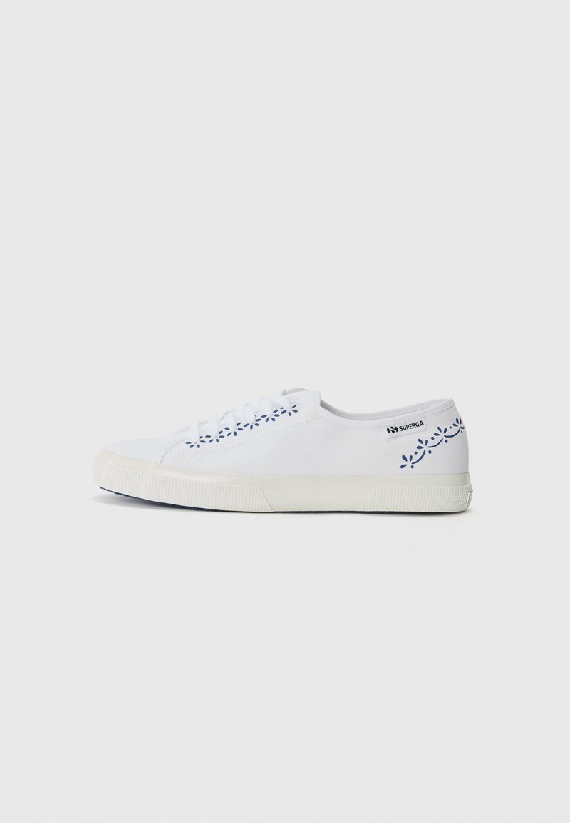 Superga - 3750 CERAMIC PRINT LEGGERA - Trainers - white/blue ceramic, Enlarge