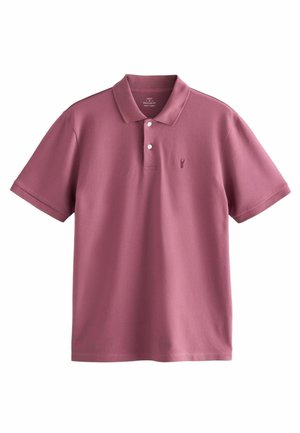 Polohemd in sanftem Mauve mit klassischem Kragen, Dreiknopf-Leiste, kurzen Ärmeln und einem kleinen gestickten Akzent auf der Brust.