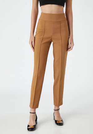 SLIM FIT CLASSIC - Broek - brown