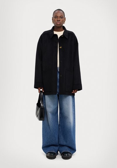AERON CRANE JACKET - Classic coat - black