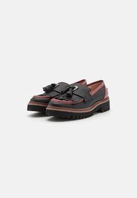 Coccinelle Sapatos sem atacadores - black