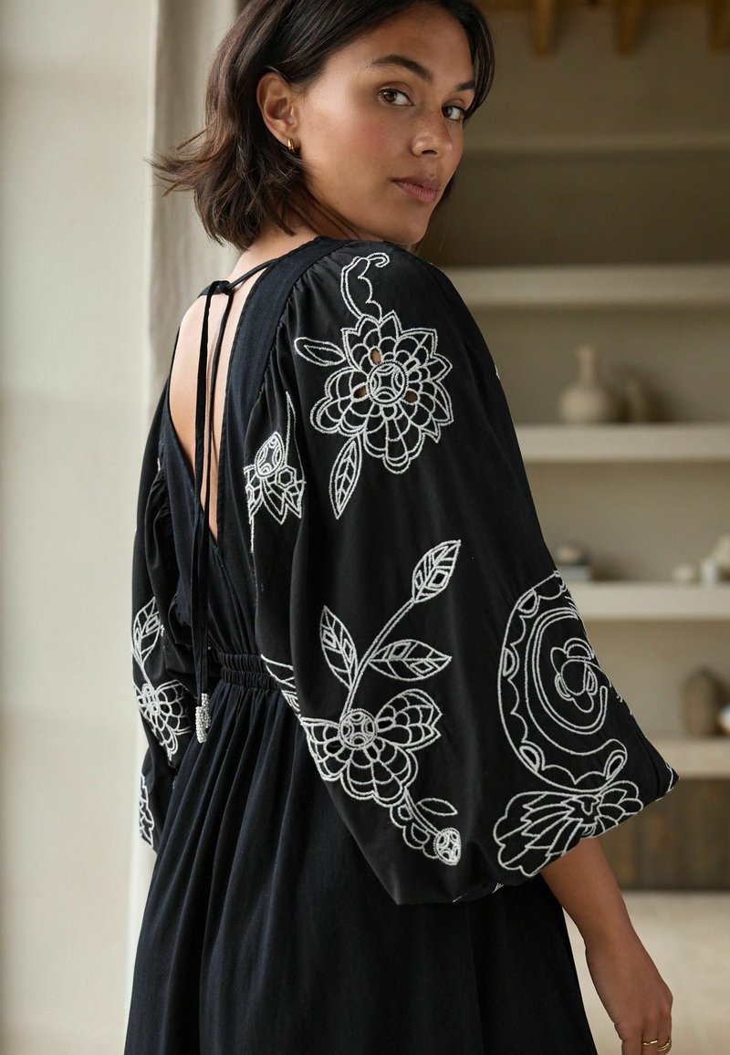 Next EMBROIDERED SLEEVED- REGULAR FIT - Maxi dress - black white/black -  Zalando