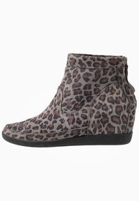 Shoe The Bear Ankle boot