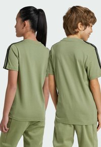adidas Performance TEE - Camiseta estampada - tent green black