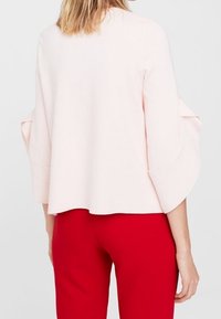 Mango Sweter