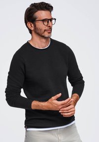 Non sélectionné, black