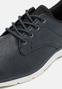 Pier One Baskets basses - dark blue