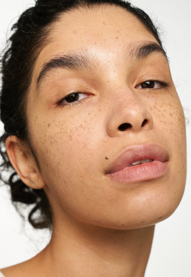 Makeup Revolution - IRL FILTER LONGWEAR FOUNDATION - Foundation - f10, Forstørre
