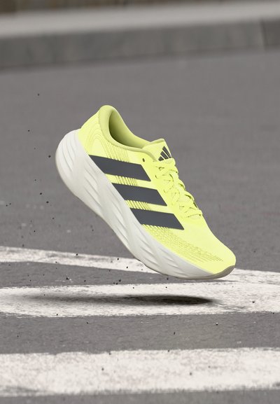 adidas Performance GALAXY 8