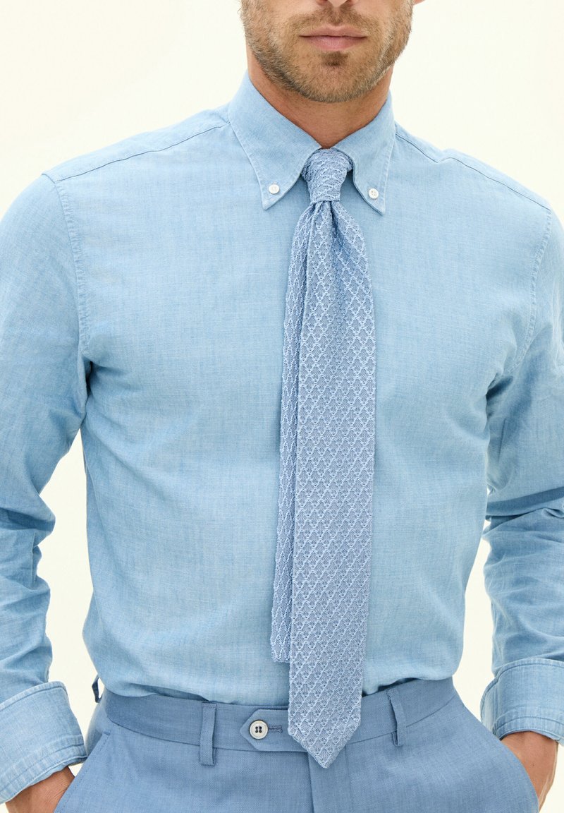 Oscar Jacobson Solmio - blue powder