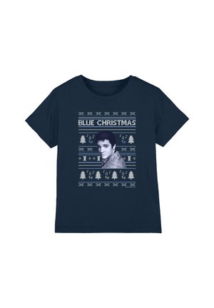 Marineblaue T-Shirt mit dem Text "Blue Christmas", einem Bild von Elvis Presley, Noten, Weihnachtsbäumen, Lebkuchenmännern und festlichen Mustern.