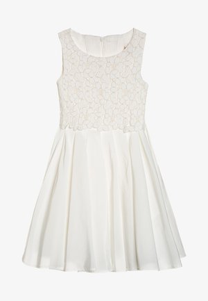 Vestido blanco sin mangas con cuerpo de encaje floral y falda plisada fluida, diseñado para ocasiones formales o especiales.