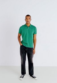 Pepe Jeans NEW OLIVER - Polo majica - jungle green