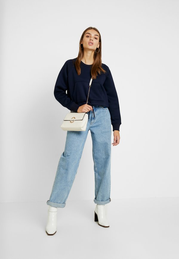 LADIES OVERSIZED SHORT RAGLAN CREW - Sweatshirt2