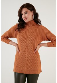 LELA REGULAR FIT - Pulover - snuff colored