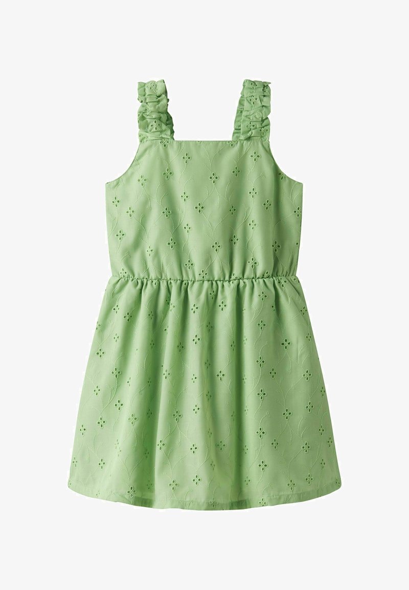 Ljusgrön klänning med fladdrande ärmar, broderad blommönster, figursytt midjeband och utsvängd kjol. Tillverkad av texturiserad bomullsmaterial.