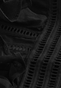 Next TALL - Maksikleit - black