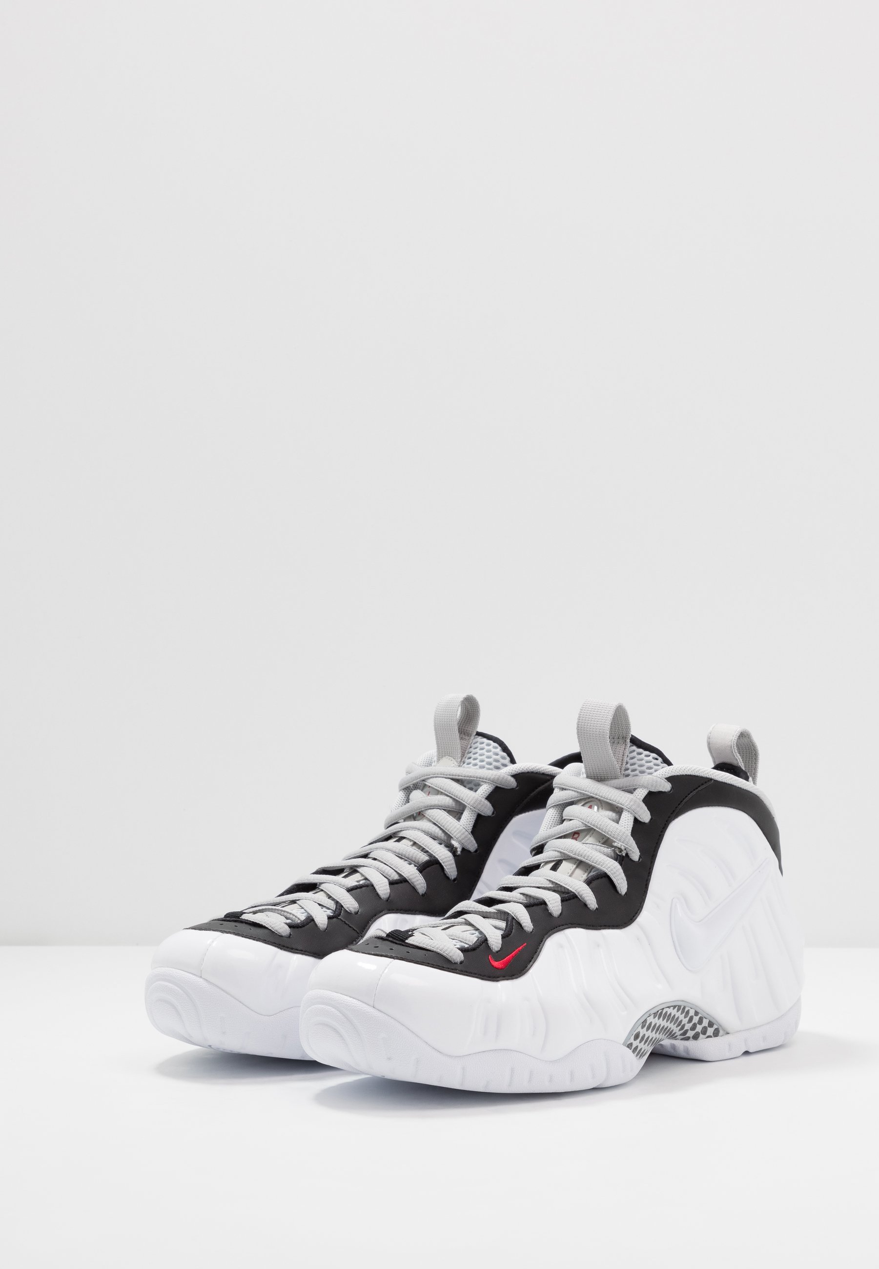 AIR FOAMPOSITE PRO Höga sneakers whiteblackuniversity redmetallic platinum AIR FOAMPOSITE PRO Höga sneakers whiteblackuniversity redmetallic platinum